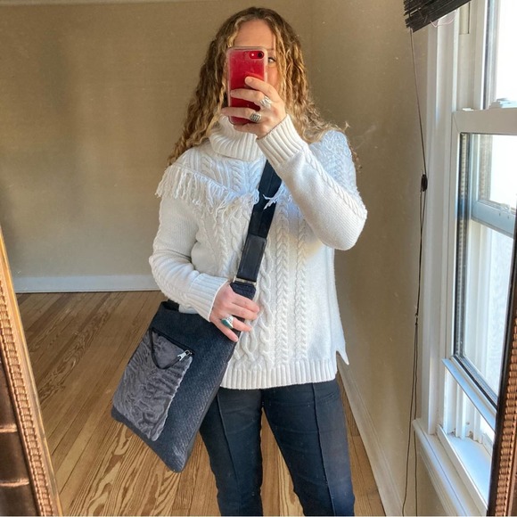 Authentic Prada Crossbody Grey tweed wool and fur NEW Condition! Herringbone - Picture 4 of 16